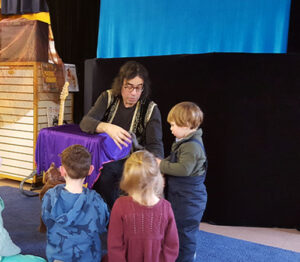 children playing puppet